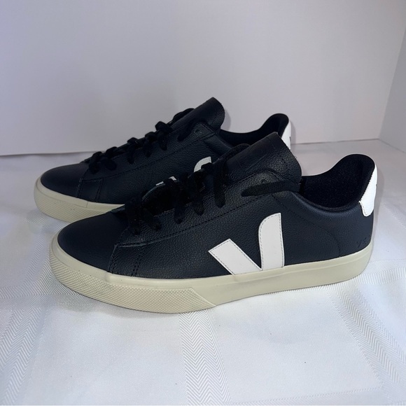 Veja Campo Chromefree Leather Women’s Sneaker-Black & White - w/ Original box - Picture 5 of 13